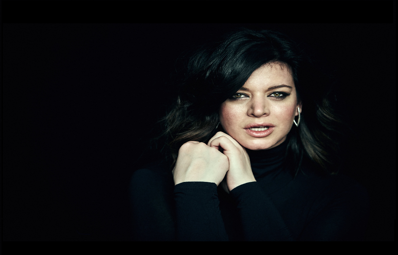 CECILIA KRULL Η «ΦΩΝΗ» ΤΟΥ «LA CASA DE PAPEL» ΕΡΧΕΤΑΙ ΣΤΗΝ ΕΛΛΑΔΑ